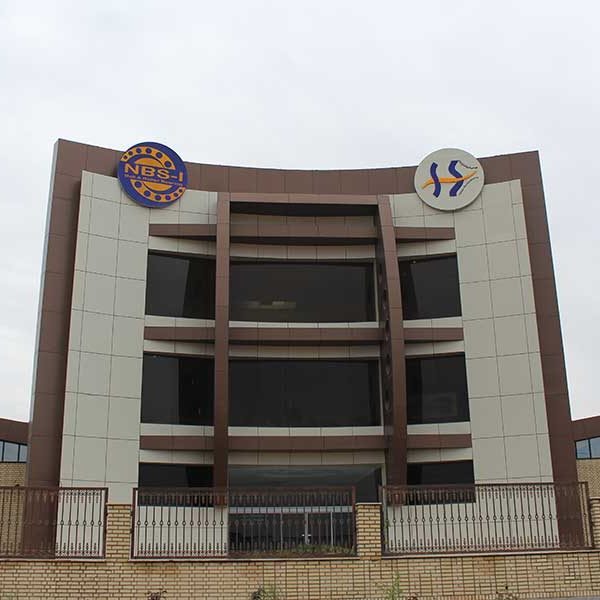 پروژه طراحی و ساخت سالن‌های صنعتی و اداری شرکت هرمس بلبرینگ ایرانیان در شهرک صنعتی شمس‌آباد